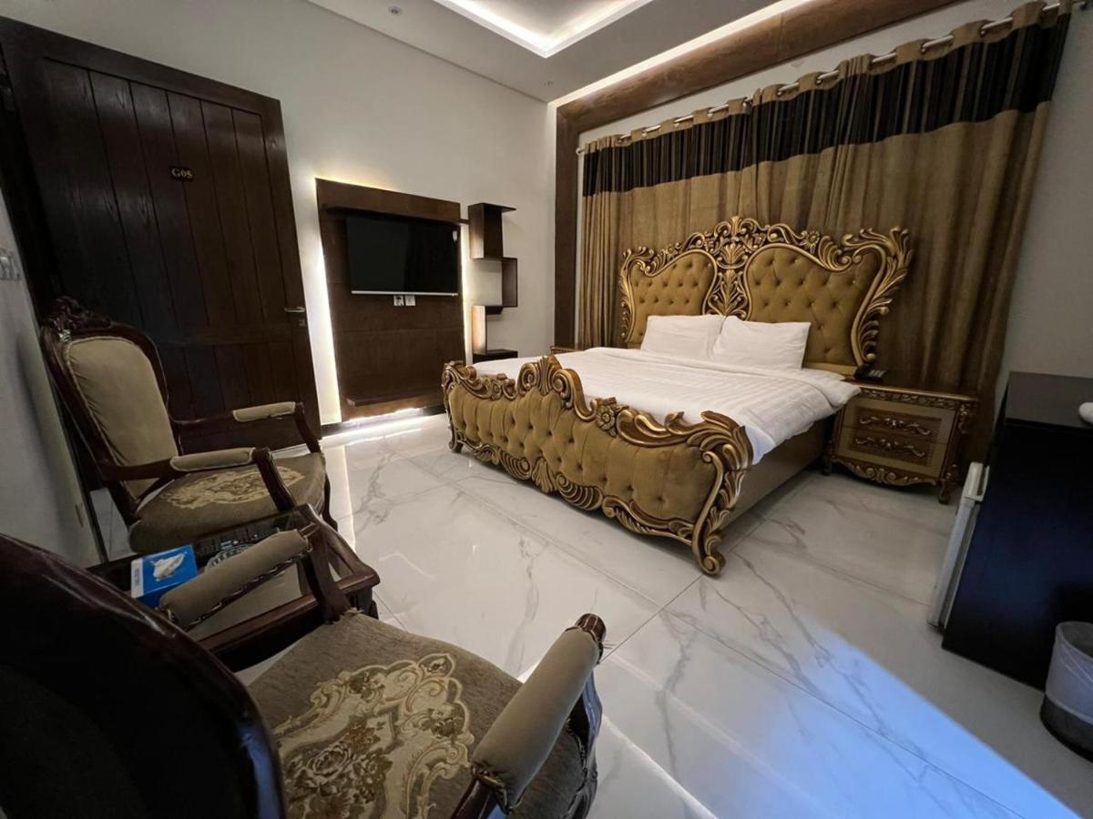 Palm Tree Hotel Лахор Екстериор снимка